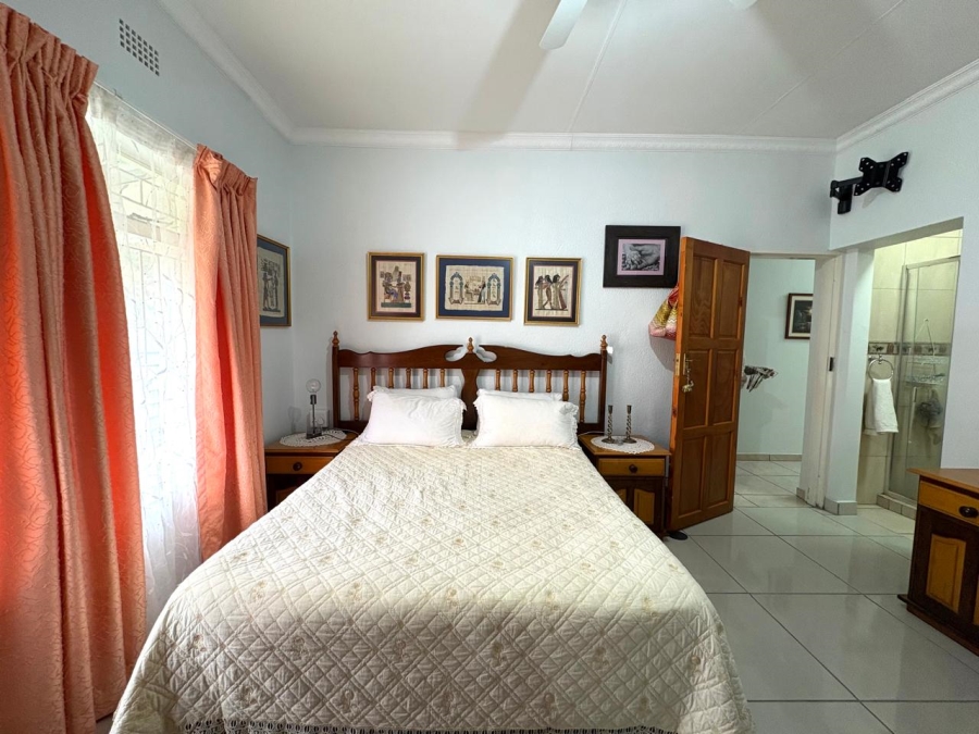 6 Bedroom Property for Sale in Lakeview Free State